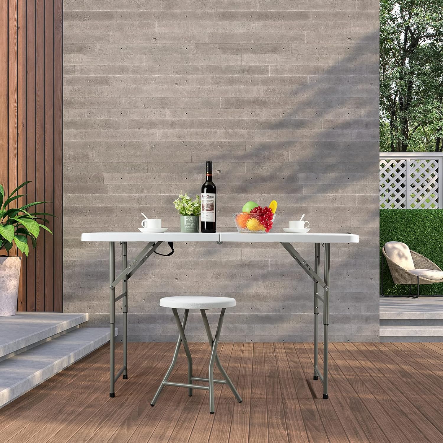 White 4ft Bi-Folding Plastic Dining Table Q6129