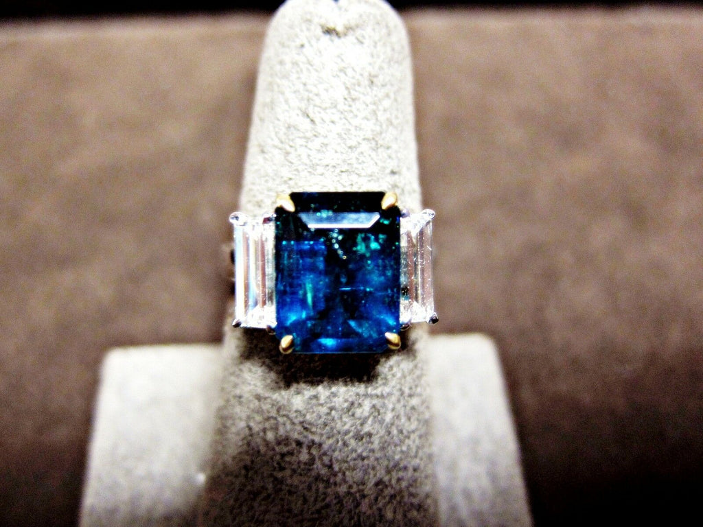 Emerald 4.00 CTTW Diamond Ring J10951