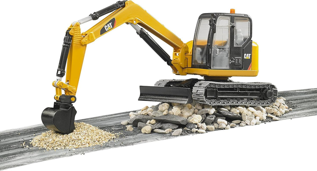 CAT Mini Excavator Vehicle with Rotatable Cab and Removeable Shovel P819