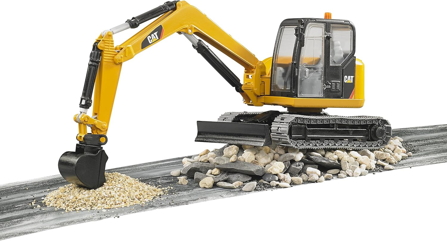 CAT Mini Excavator Vehicle with Rotatable Cab and Removeable Shovel P819