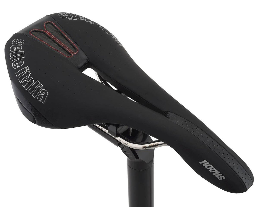 Black Saddle C202653
