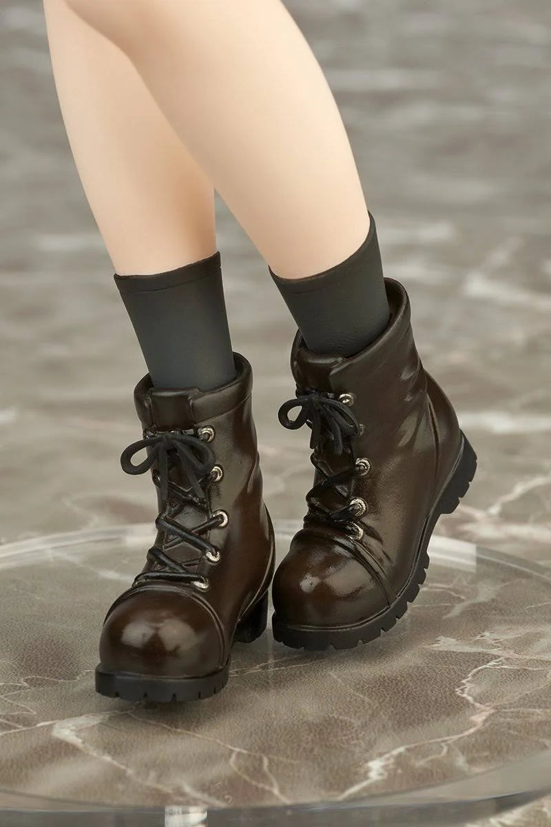 1/7 Scale Figure T581