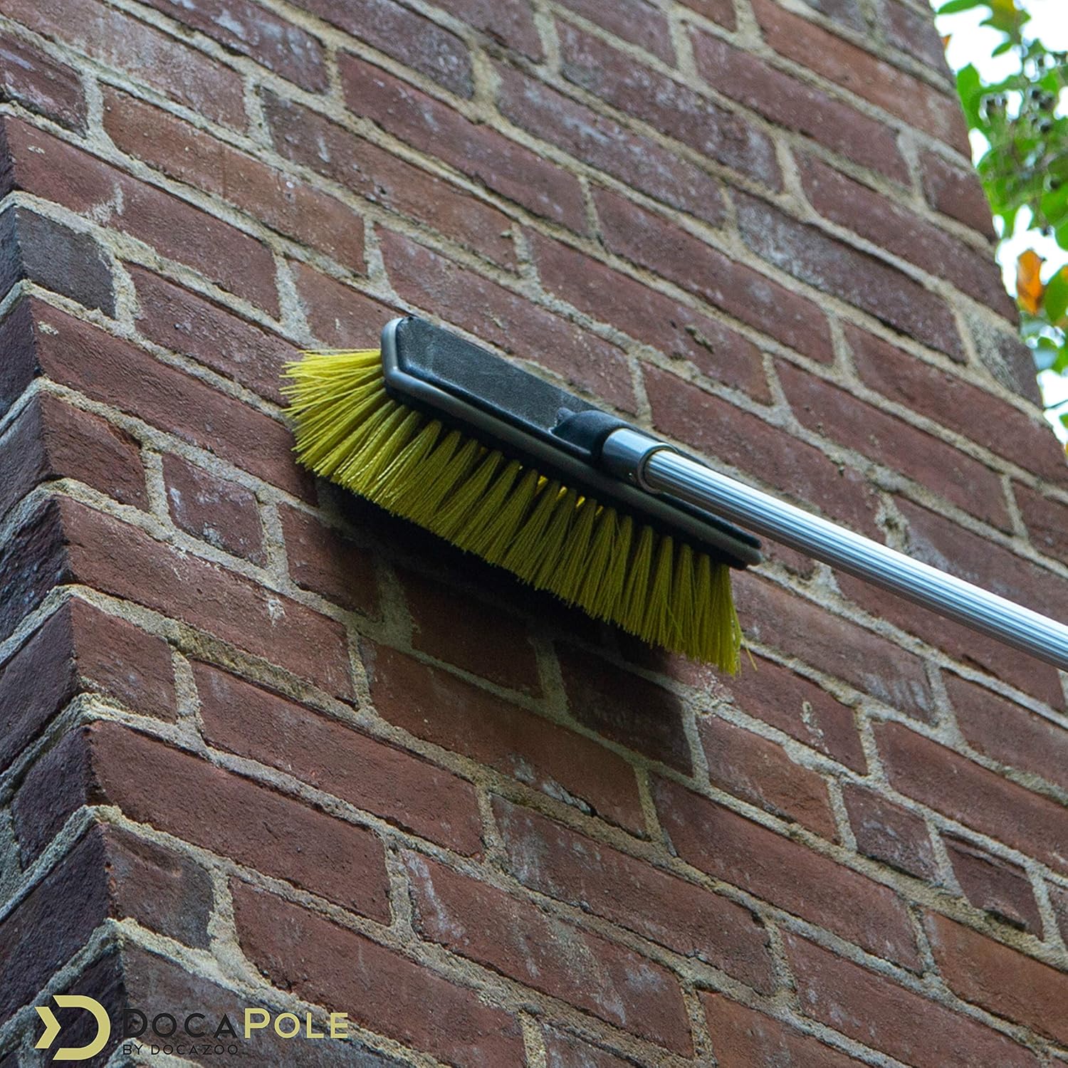 7-30 Foot Hard Bristle Brush Extension Pole Z679249