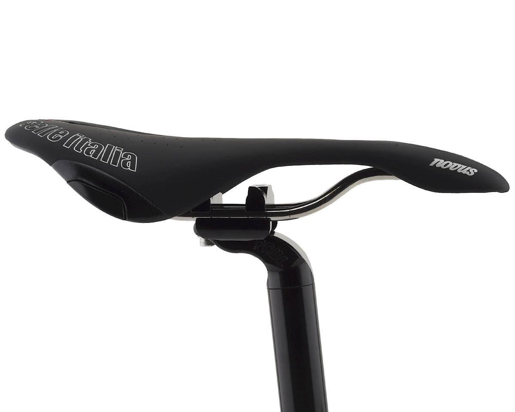 Black Saddle C202653
