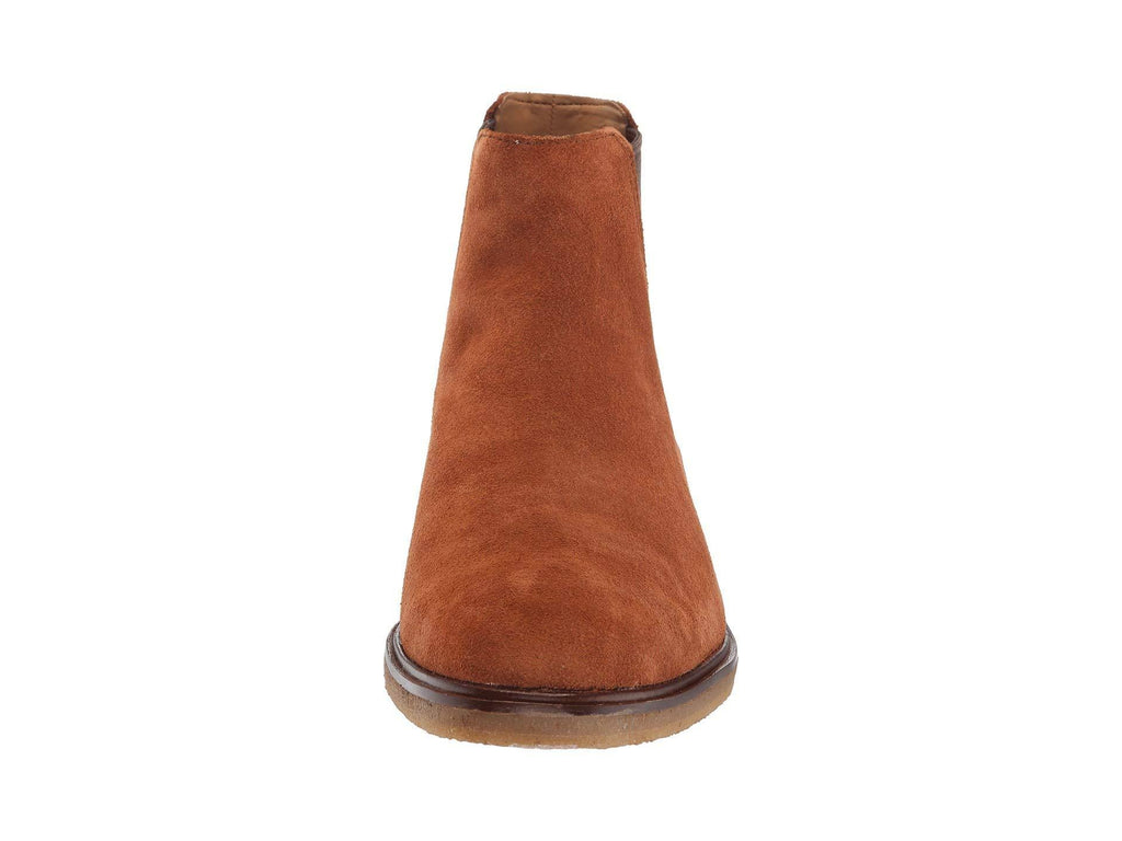 Dark Tan Suede Clarkdale Shoes G58455