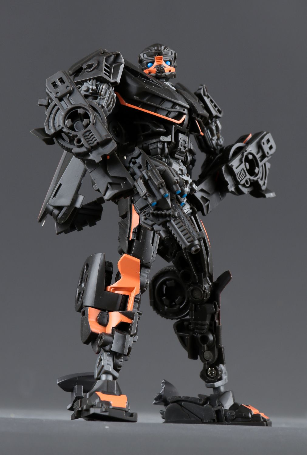 Transformers Hot Rod 5-Inch Action Figure Deluxe Class Autobot M983034